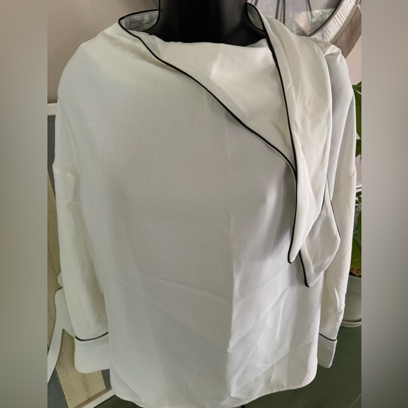 Zara silk like top - Picture 8 of 9